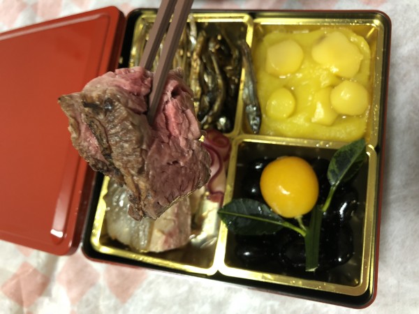 こだわりが詰まっていて美味♡京近江のお節料理　2019年おせち【お試し用】　近江牛・琵琶鱒